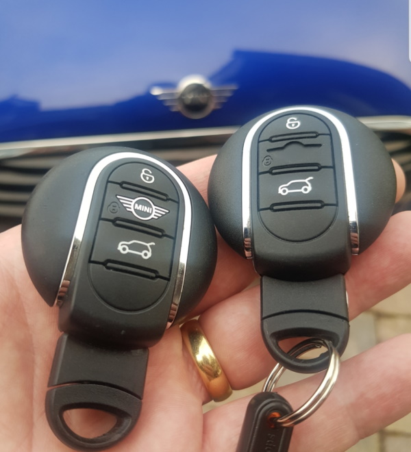 Car key image